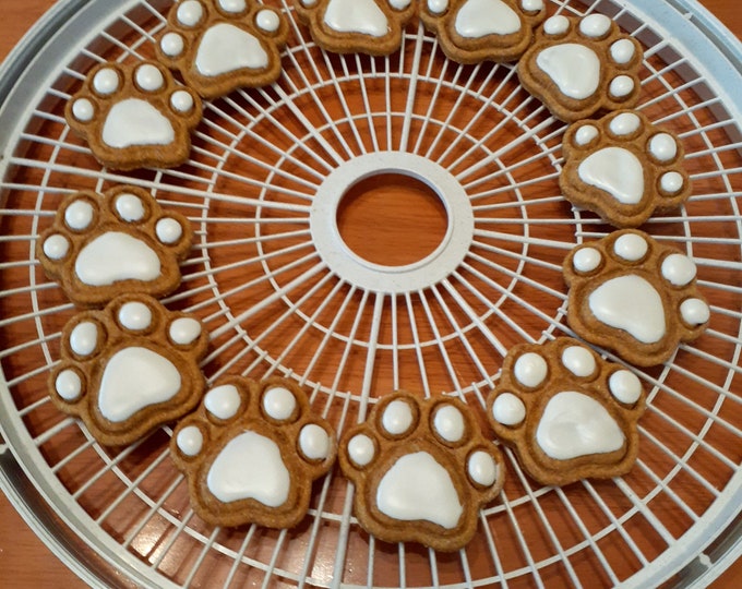 Frosted Canine Dog Paw Biscuits Medium Dog Paw Cookies Cookies For Dog's Dehydrated Dog Treats Handmade Peanut Butter Pumpkin Dog Cookies