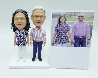 Customized Mom and Dad bobbleheads,custom bobbleheads for parents, custom bobbleheads unique gifts for couples,cake topper anniversary gifts