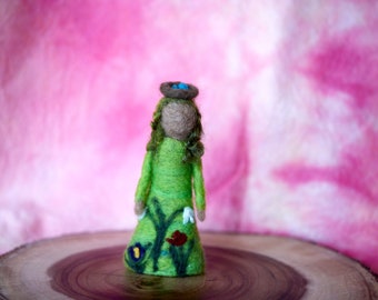 SPRING MAIDEN Needle felt finger puppet, Waldorf Spring Lady, Waldorf puppet show seasonal table