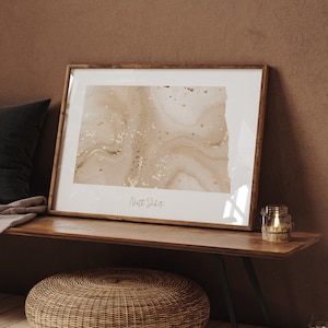 North Dakota Karte Beige & Gold Wand Kunst | US Bundesstaat | USA | Vereinigte Staaten von Amerika