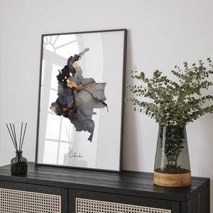 Kolumbien Map Black & Gold Wall Art Print [EV]