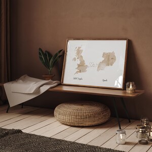 Großbritannien und Uganda Karte Beige & Gold Reise Wand Kunst | Vereinigtes Königreich | Reisen Umzug Geschenk