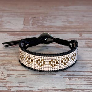 Handmade Mini Heart Loom Bracelet, Miyuki Delica Beads, Valentine's Gift