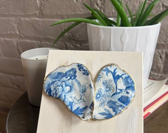 Blue Floral Oyster Shell Heart  Art • Cockle Shell • Beach Decor • Coastal Decor • Beach Art • Ocean Wall Art, Wood Art