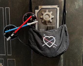 PRE-ORDER Heart Lichtsäbel Umhängetasche