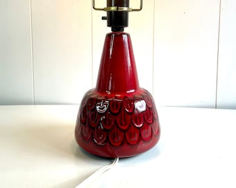 Søholm Denmark, red table lamp, 1015 Designed by Einar Johansen 1970s, beautiful condition, mcm