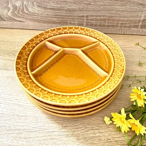 Set of 4 Vintage French Sarreguemines Pottery Fondue Plates – Divided Compartments – Warm Honey Glaze – Mid-Century Rustic Tableware
