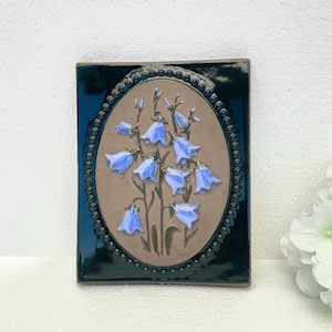 Swedish ceramic wall plaque By Aimo. Jie Gantofta  1960s. Designed and signed  by Aimo Nietosvuori.