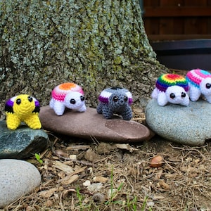 Customizable crochet pride turtles