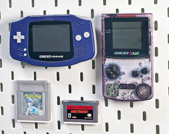Soporte para cartuchos de Game Boy Color/ Advance/ Micro/ DMG/ Pocket - Pared/Tablero perforado IKEA Skadis - Configuración del espacio de juego / Organización de Nintendo