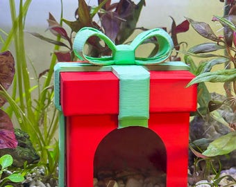 Christmas Present Hide / Cave Aquarium Decor & Enrichment | Aquarium Decoration | Fish Cave, Betta Shrimp Loach Goby Frog Hiding Spot