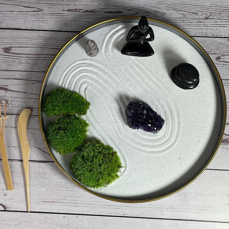 Desktop Zen Garden Buddha Meditation Set Premium Office Gift Collection Healing Stones Package Mindfulness Practice Tools Black Metal Tray Design Peaceful Space Essential Relaxation Gift Set Spiritual Home Decor