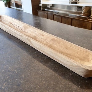 Extra lange handgemachte Holzteigschüssel Herzstück für Esstisch rustikale Obstschale einzigartige Bauernhausdekor Brotschüssel 40 Zoll Baguette Schüssel