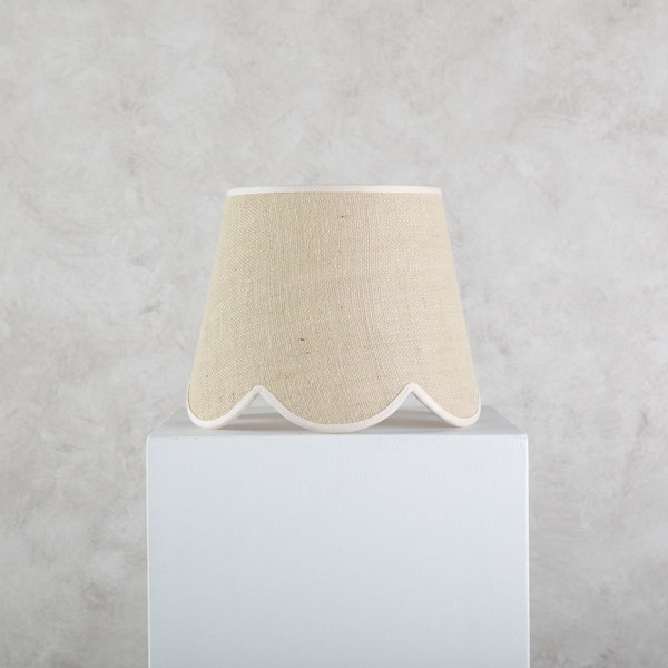 Scallop Lampshade - Natural Jute - Medium (25cm)