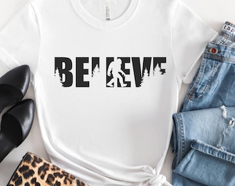 Camiseta unisex, camiseta Believe in Bigfoot
