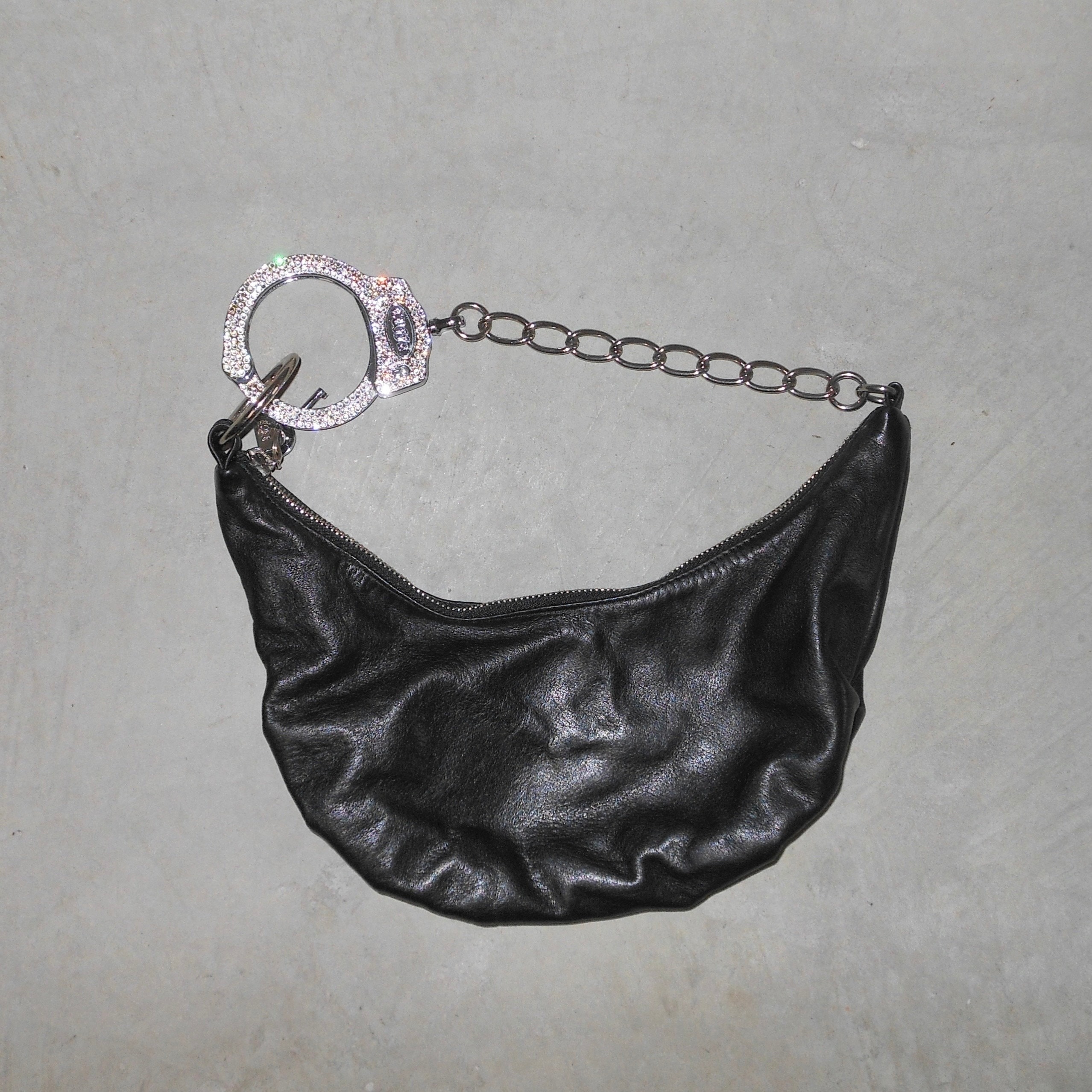 バッグ cuffz black l hand bag Cuffz Rare Black Leather 'barfly' Bag - Etsy