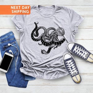 Octopus Japanese Shirt, Gyotaku Traditional Art Shirt, Octopus Shirt, Japan Anime Manga Tee, Samurai Mens Womens Tee, Octopus Arts Shirt