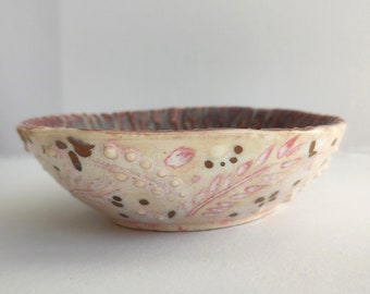 Pink and White Sliptrail Sgraffito Copper Motifs Small POTTERY ceramic dish trinket BOWL