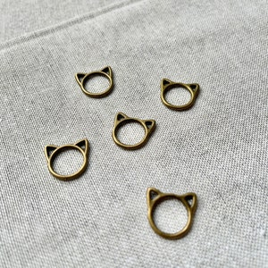 5er Set Maschenmarkierer Ring Katze für große und kleine Nadeln Geschenk für Stricker Strickzubehör Bild 8