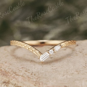Unique Nature Inspired Leaf Moissanite Curved Wedding Band Solid Gold Wedding Ring Moissanite Stacking Matching Rings For Personalized Gift