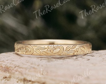 Nature Inspired Leaf Floral Engraved Solid Gold Wedding Band – Anniversary Ring
