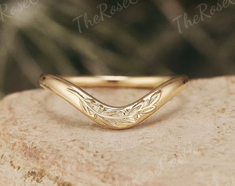 Unique Nature Inspired Leaf Wedding Band Solid Gold Curved Stacking Wedding Band Promise Anniversary Ring For Women Personalized Jewelry