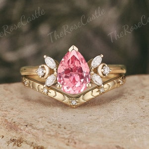 Pear Cut Pink Sapphire Engagement Ring Set Gold Star Design Wedding Band Moissanite Cluster Wedding Ring Pink Sapphire Promise Bridal Set
