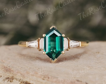 Vintage Hexagon Cut Emerald Engagement Ring Yellow Gold Baguette Cut Moissanite Cluster Personalized Bridal Ring Valentine Gifts For Her