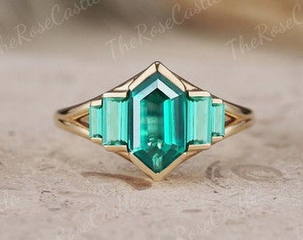 Unique Hexagon cut Emerald Engagement Ring Solid Gold Bezel set ring Emerald Wedding Ring Vintage Bridal Wedding Anniversary Rings For Women