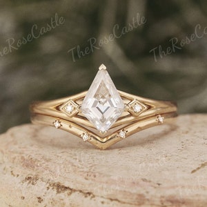 Unique Moissanite Ring Set Kite Cut Moissanite Engagement Ring Set Solid Gold Moon Star Wedding Band Moissanite Promise Bridal Ring Set