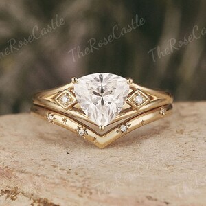 Unique Moissanite Ring Set Triangle Cut Moissanite Engagement Ring Set Solid Gold Moon Star Wedding Band Moissanite Promise Bridal Ring Set