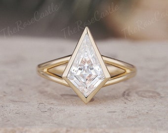 Unique Kite Moissanite Engagement Ring Solid Gold Ring Minimalist Moissanite Ring Art Deco Jewelry Custom Ring Anniversary Rings For Women