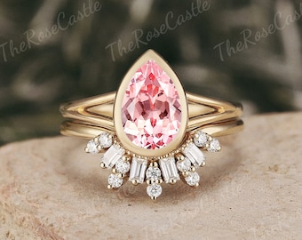 Bezel Pear Cut Peach Sapphire Engagement Ring Set Solid Gold Baguette Cut Curved Moissanite Wedding Band Bezel Peach Sapphire Bridal Set