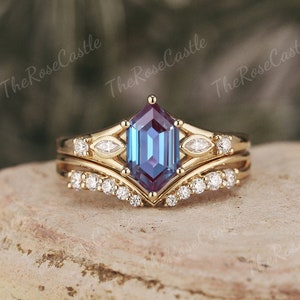 Hexagon Cut Alexandrite Engagement Ring Set Solid Gold Bezel Setting Marquise Moissanite Wedding Ring Moissanite Curved Wedding Band