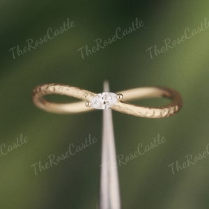Unique Moissanite Wedding Band 14K Solid Gold Ring Hammered Ring Mens Women Thin Gold Hammered Ring Simple Stacking Ring Couples Plain Bands