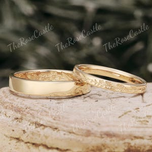 2pcs Floral Engraved Wedding Band Set, Solid Gold Matching Rings, His and Hers Engraved Wedding Bands, Birth Flower Couple Rings
