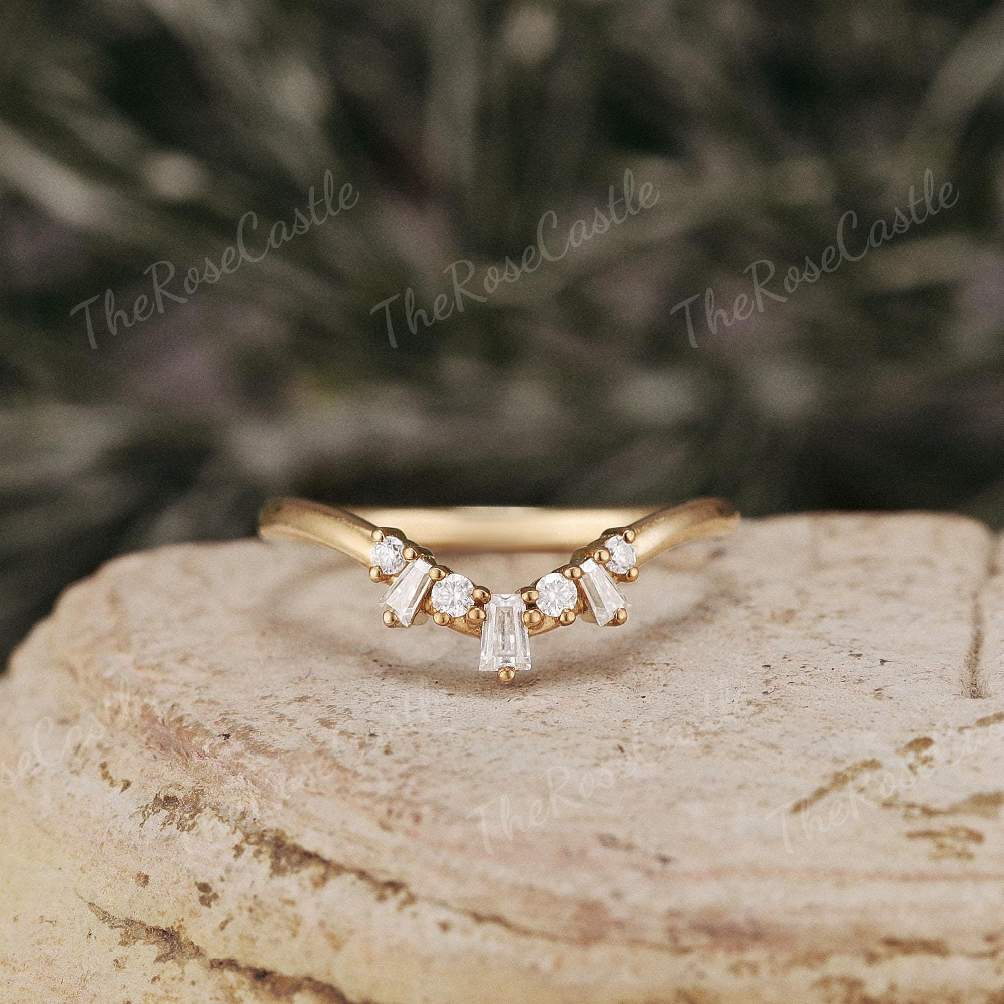 Unique Baguette Cut Moissanite Curved Wedding Band Solid Gold ...