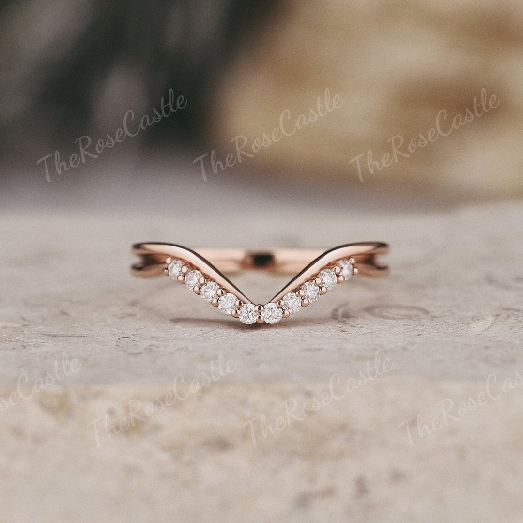 Rose Gold Moissanite Chevron Ring – Minimalist V Shape Stacking Band - Etsy