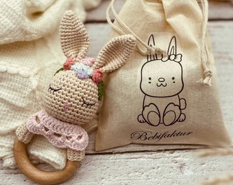 Hochet lapin, cadeau personnalisé, amigurumi, au crochet, cadeau bébé, baby shower, cadeau naissance