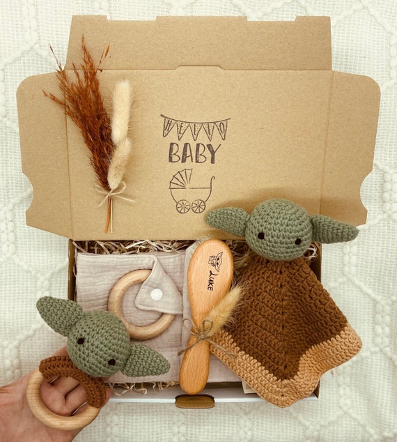 Baby yoda gift set hotsell