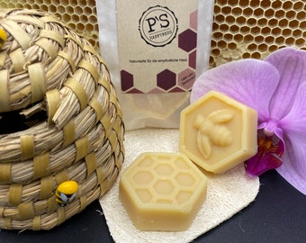 Orchid honey soap from our own beekeeping - mild and pure - with olive oil