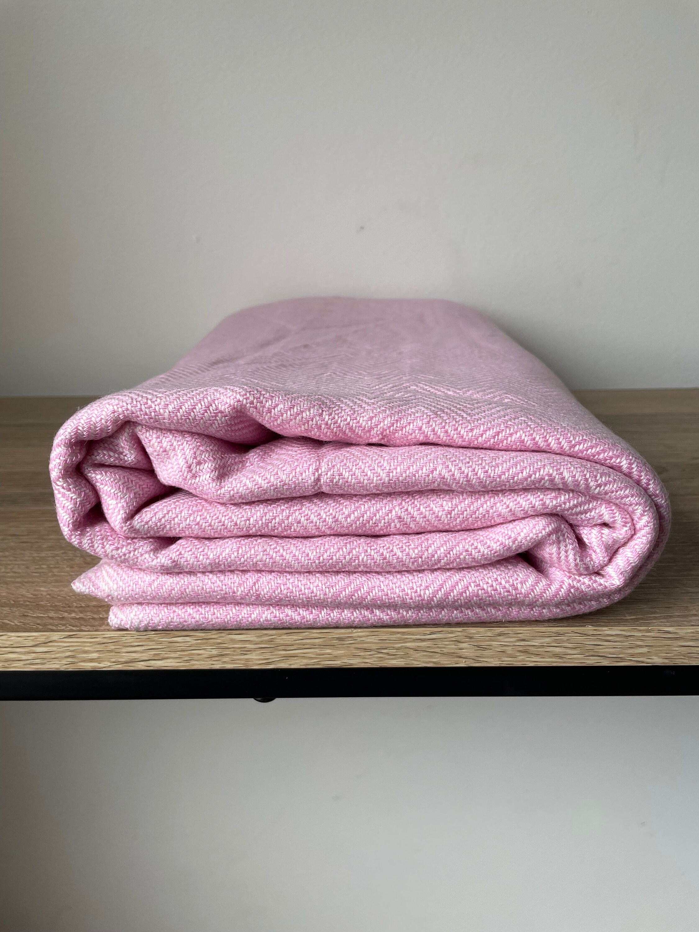 Pink cashmere blanket hotsell