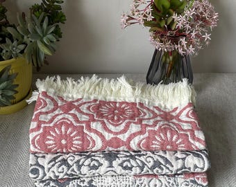 100% Cotton Bohemian Gauze Bath Towel Thick