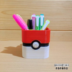 Pot à crayon 3D sur le thème de Pokemon Pokeball 8cm accessoire de bureau touche décoration Design geek, Pikachu Evoli Dracofeu Salaméche