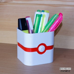 Pot à crayon 3D sur le thème de Pokemon Honorball Pokeball 8cm accessoire de bureau décoration Design geek, Pikachu Evoli Dracofeu Salamèche