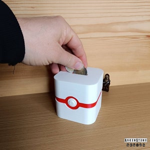 Tirelire 3D sur le thème de Pokemon Honorball Pokeball 8cm accessoire de bureau décoration Design geek Pikachu Evoli Dracofeu Salaméche