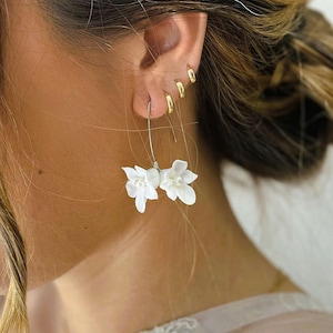 Bridal Porcelain Flower Dangle Earrings with Pearls, Handmade White Clay Long Drop Earrings, Elegant Aesthetic Wedding Jewelry
