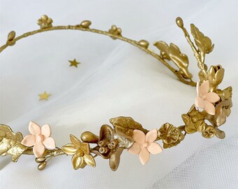 Bridal crown with clay flowers, Floral gold porcelain crown for bride, Clay handcrafted hair piece with flowers for bride, Gold bride crown