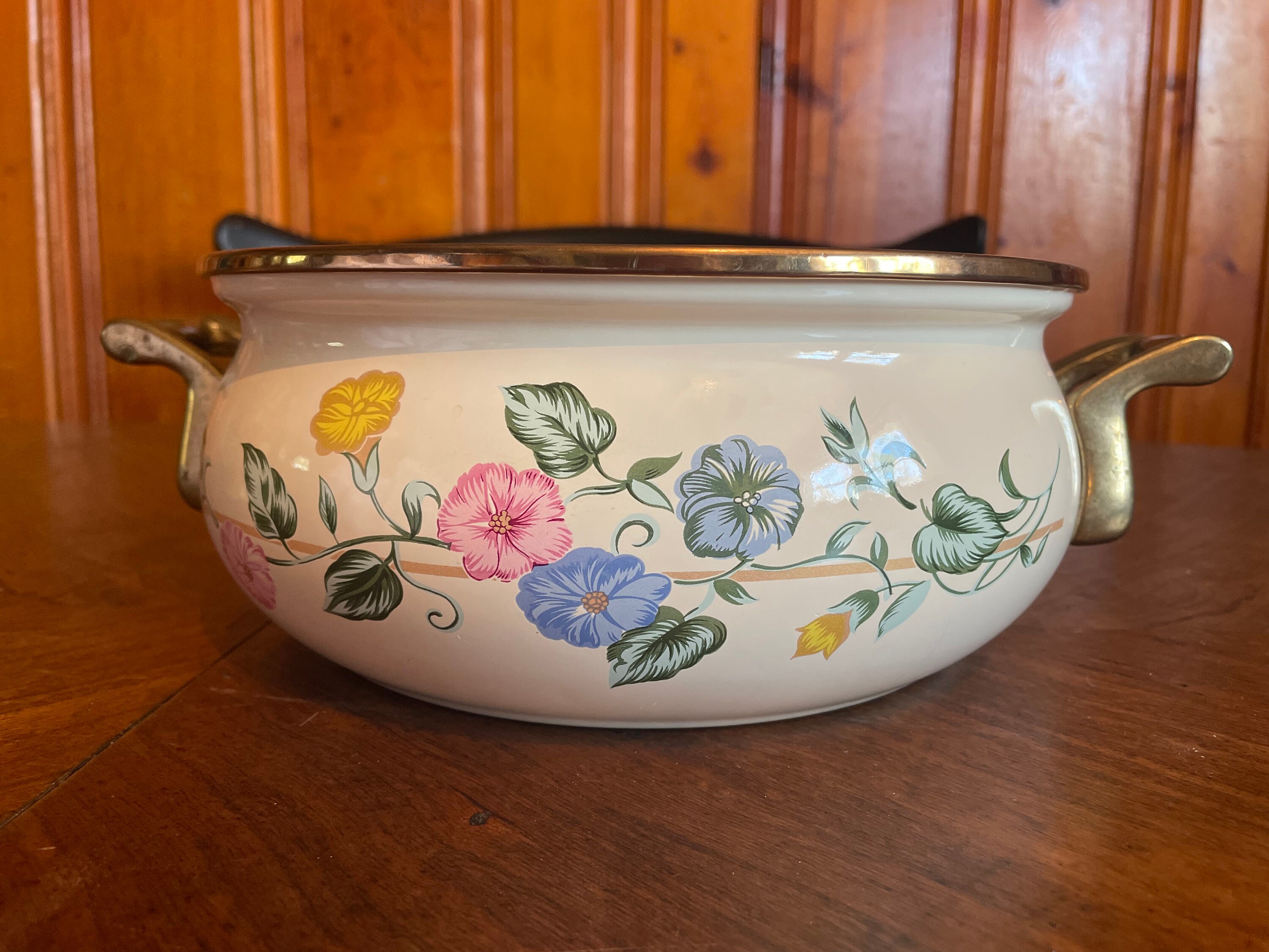 Vintage Floral Pot Holders Ragged Style Set of 2, Kitchen Decor
