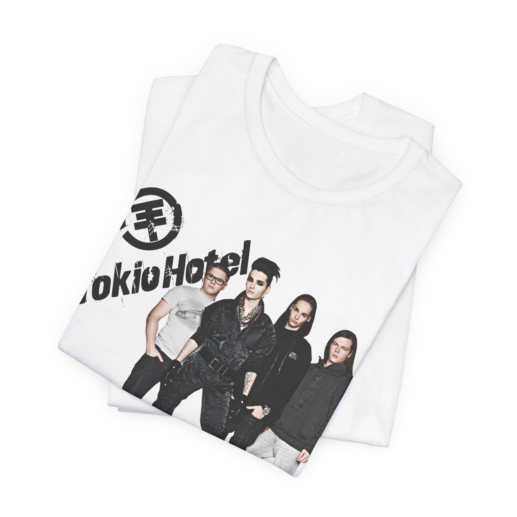 トキオホテルTシャツ：ユニセックスジャージーTシャツ - Etsy 日本